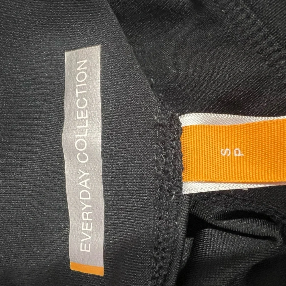 Lucy Everyday Wear Black Capri Activewear Pants